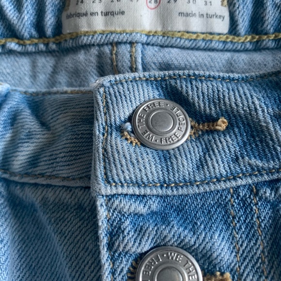 HP💞Free People denim skirt - Picture 3 of 3